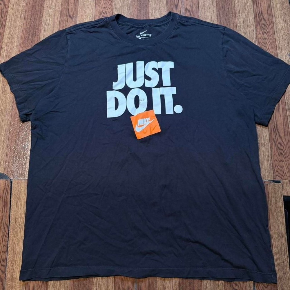 Nike‎ Black Center Swoosh Graphic Retro Sportswear Train Shirt XL